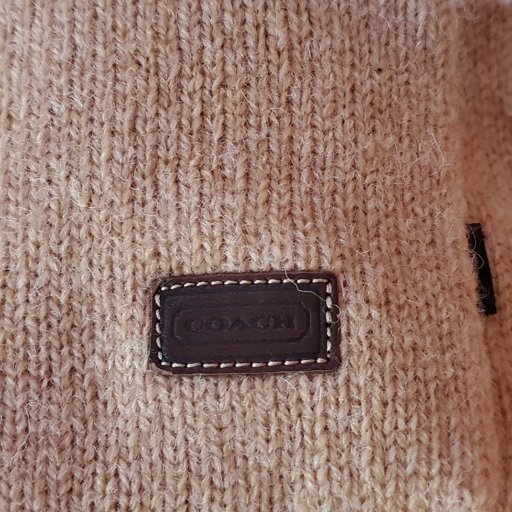 Coach Scarf - Picture 2 of 2